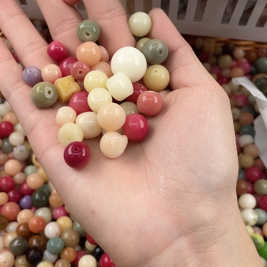 白玉菩提吊坠z12-13mm 300颗混珠有大小