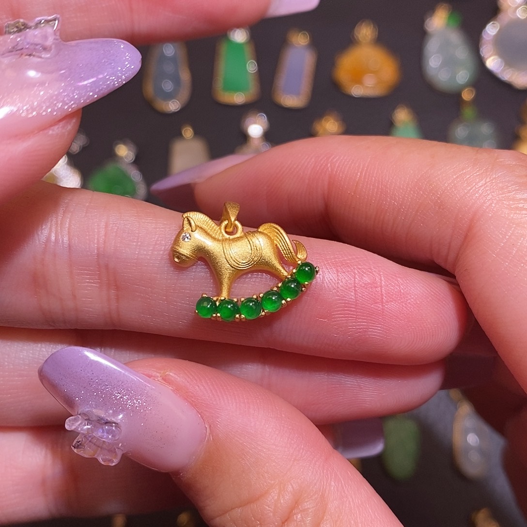 再****翡翠银S925镶嵌颈饰