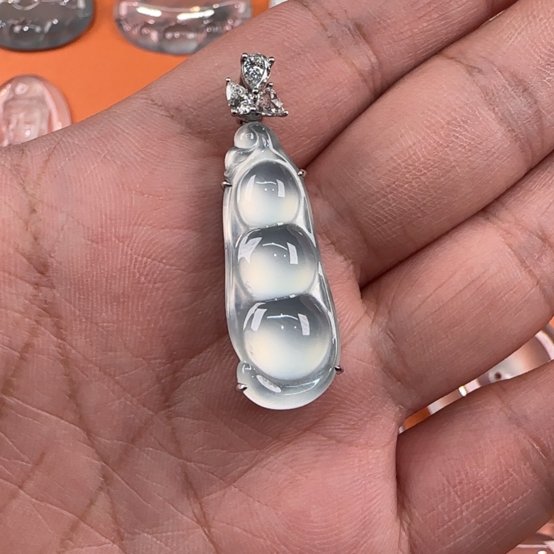 定制翡翠18K金镶嵌天然