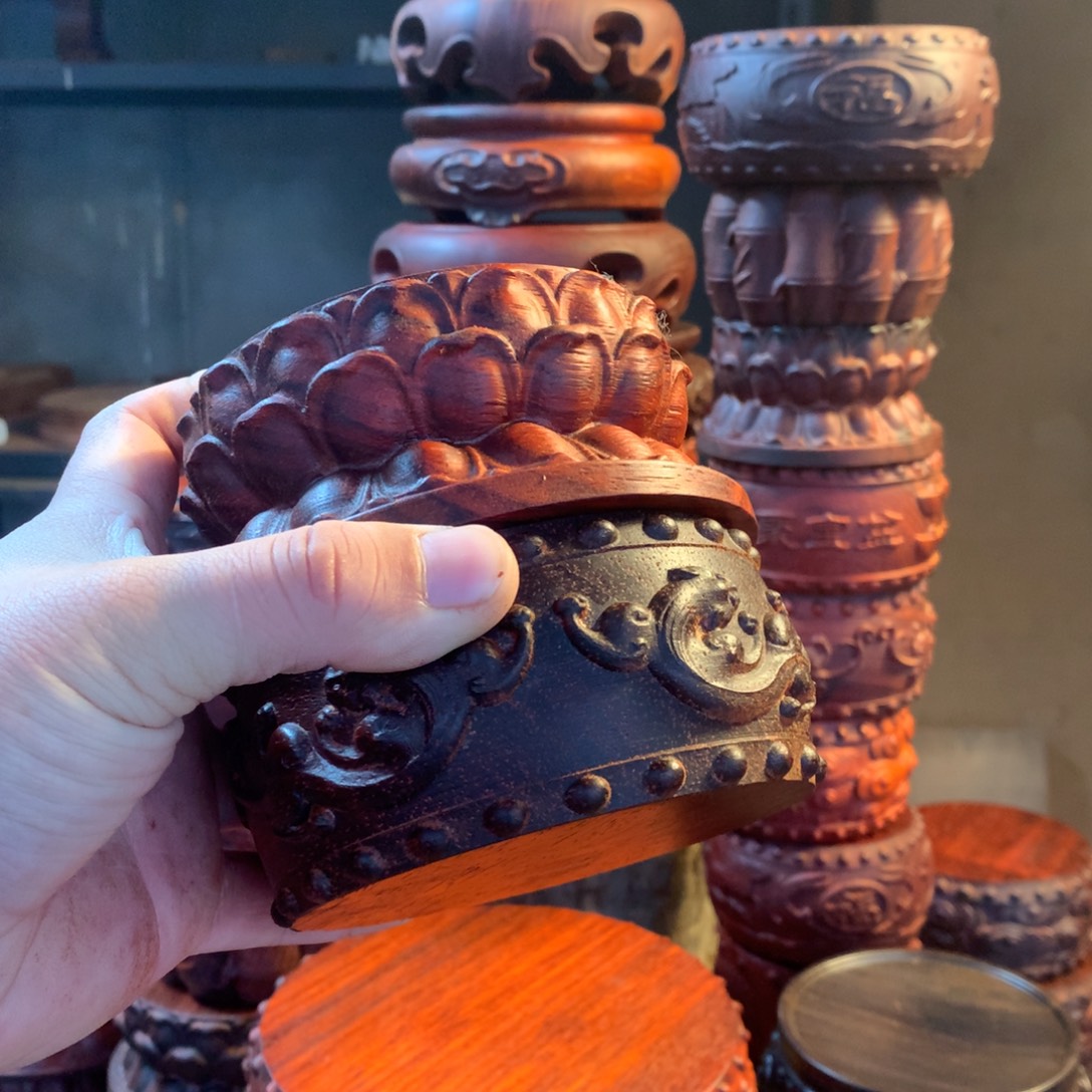 木邵氏紫檀10厘米底座两个