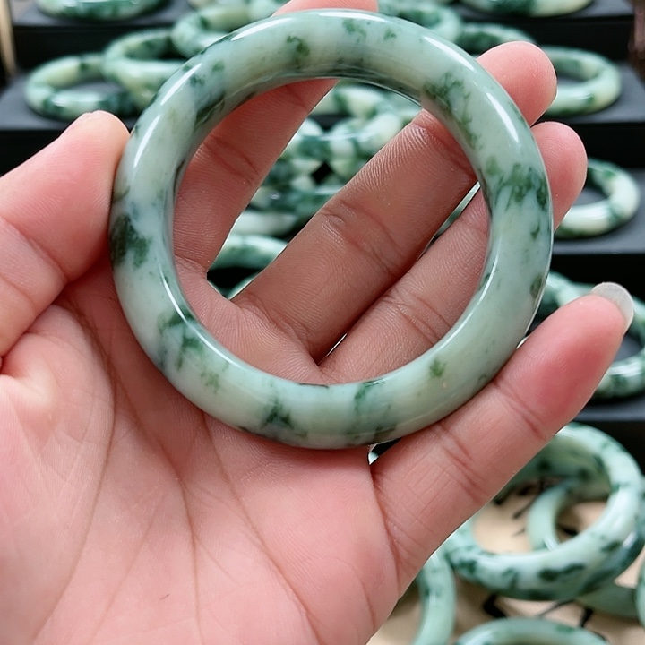 【闪购商品】透闪石-蛇纹石玉手镯未镶嵌