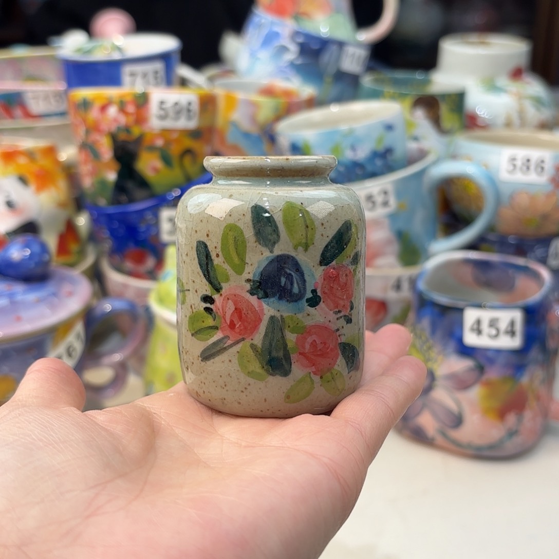 瓷片兔兔好可爱啊我好