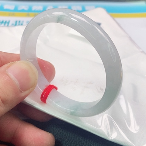 翡翠手镯（贵妃镯）未镶嵌0088号