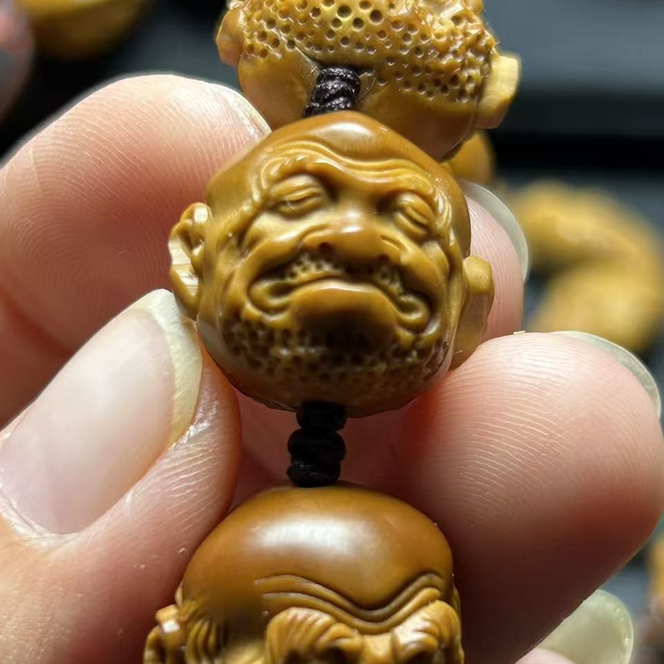 橄榄核精工雕刻短园十八罗汉文玩手串2.0