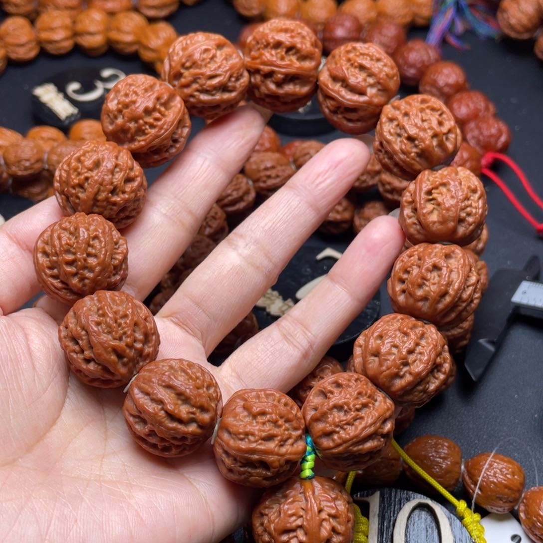 文玩核桃手串珊瑚111