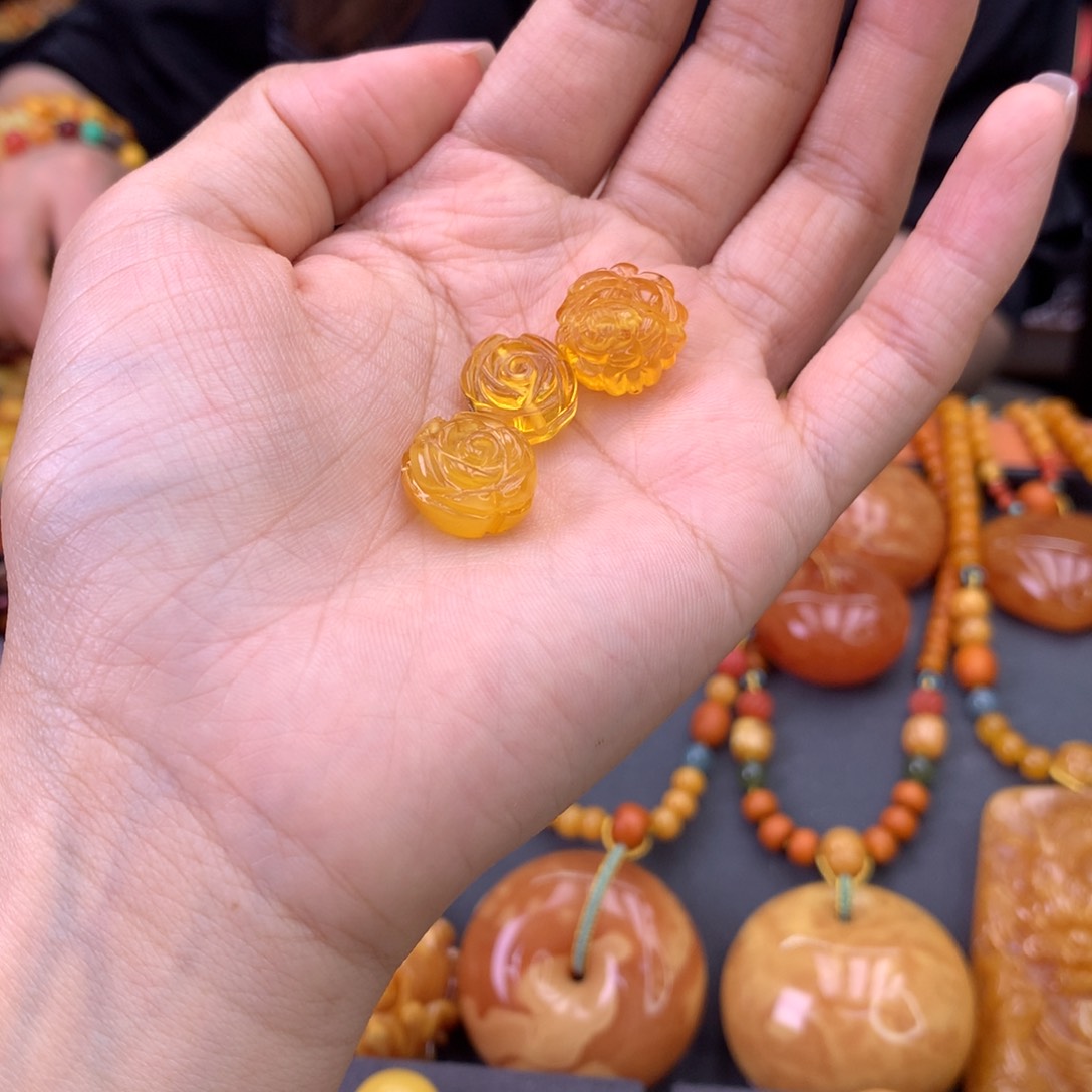 未镶嵌吊坠(不含链)琥珀天然