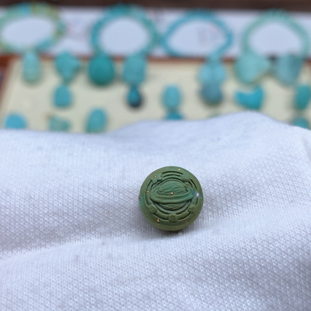 用***8绿松石未镶嵌绿松石