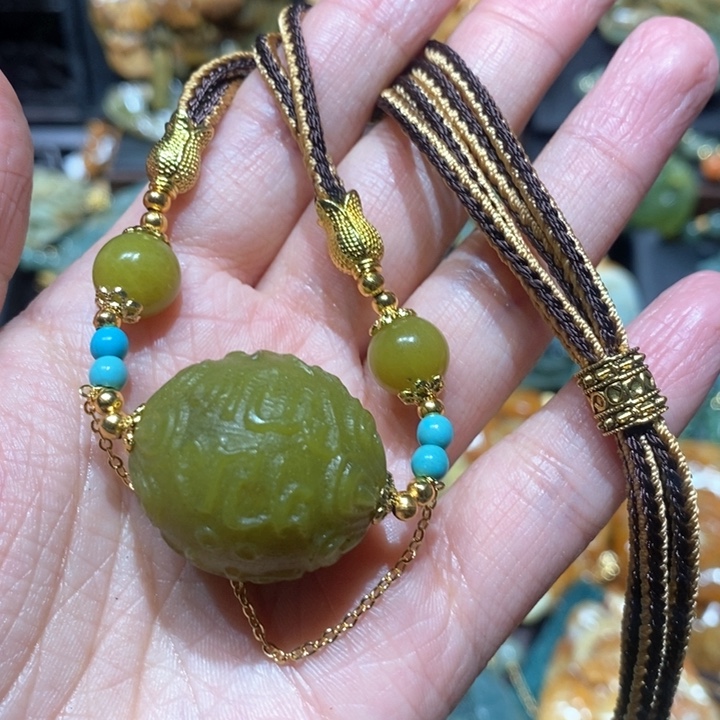 岫玉毛衣链未镶嵌