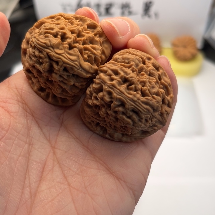 文玩核桃吊坠南疆39