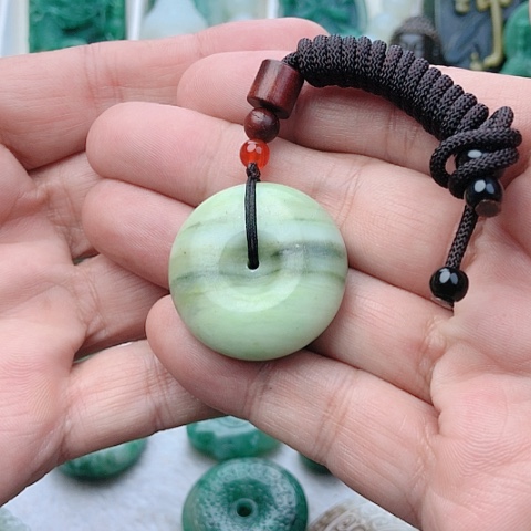 未镶嵌独山玉吊坠(不含链)