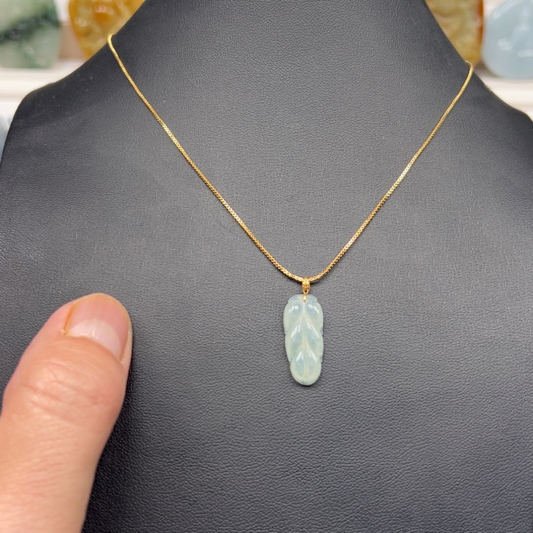 翡翠18K金镶嵌手链翡翠