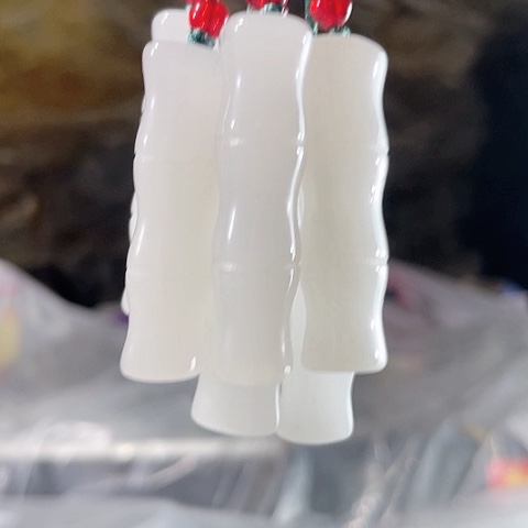 蛇纹石玉未镶嵌珠宝奇石