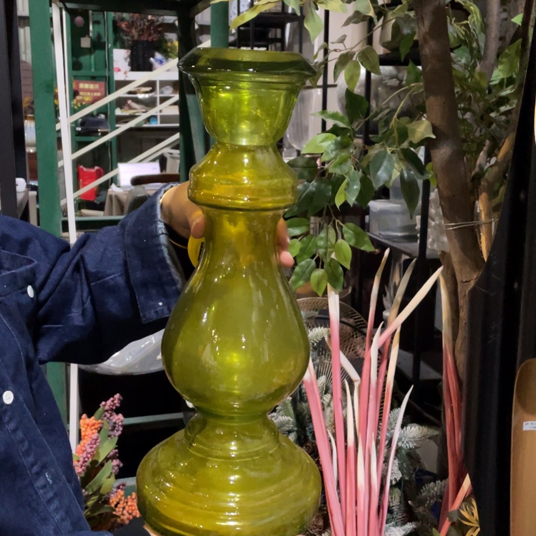陶瓷花瓶，部分微瑕