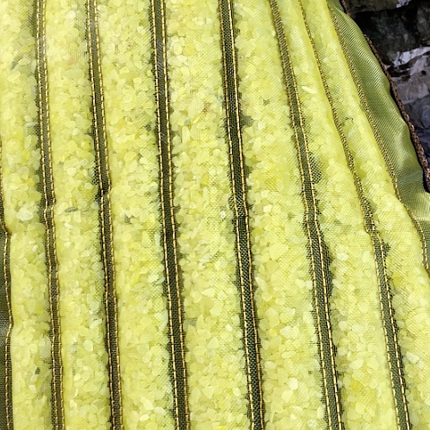 蛇纹石玉未镶嵌珠宝奇石