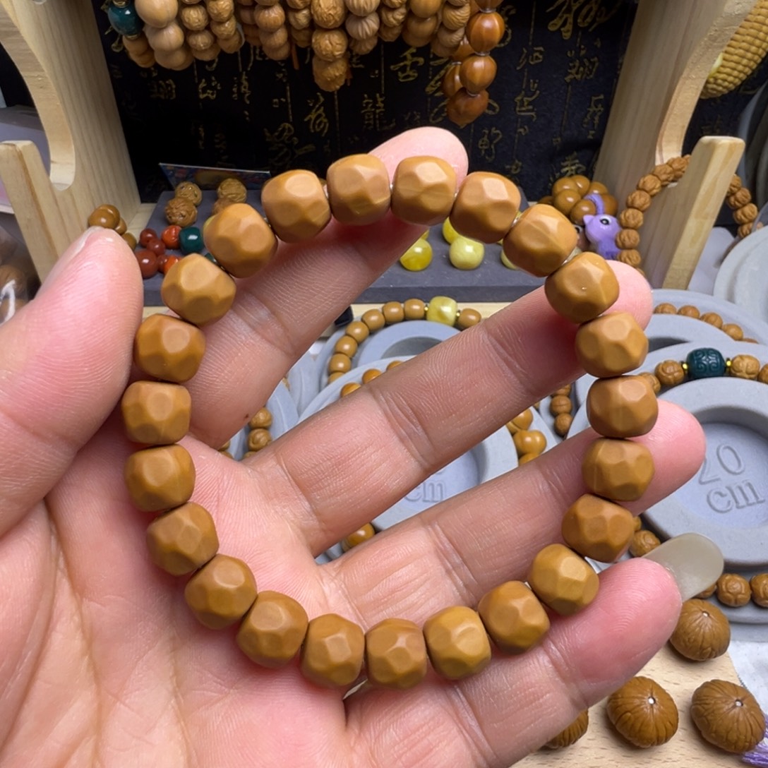 猴头核桃手串全品无暇奶酪