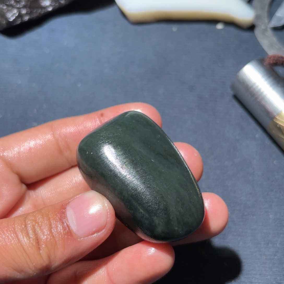 和田玉未镶嵌珠宝奇石