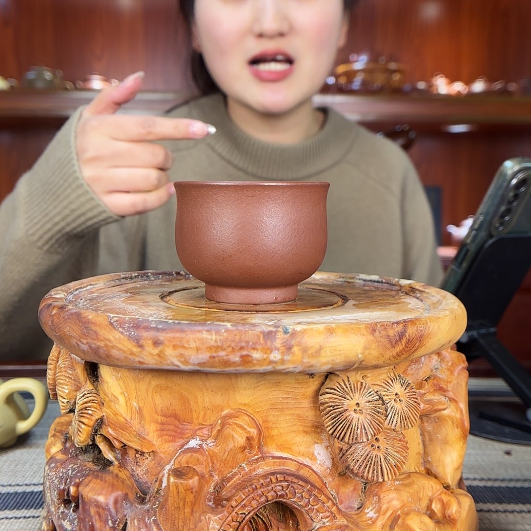 紫砂茶杯一壶李紫砂