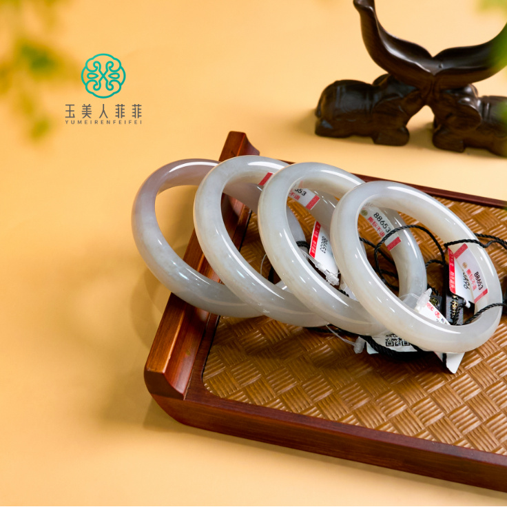 菲菲珠宝好*和田玉手镯~多样性发一