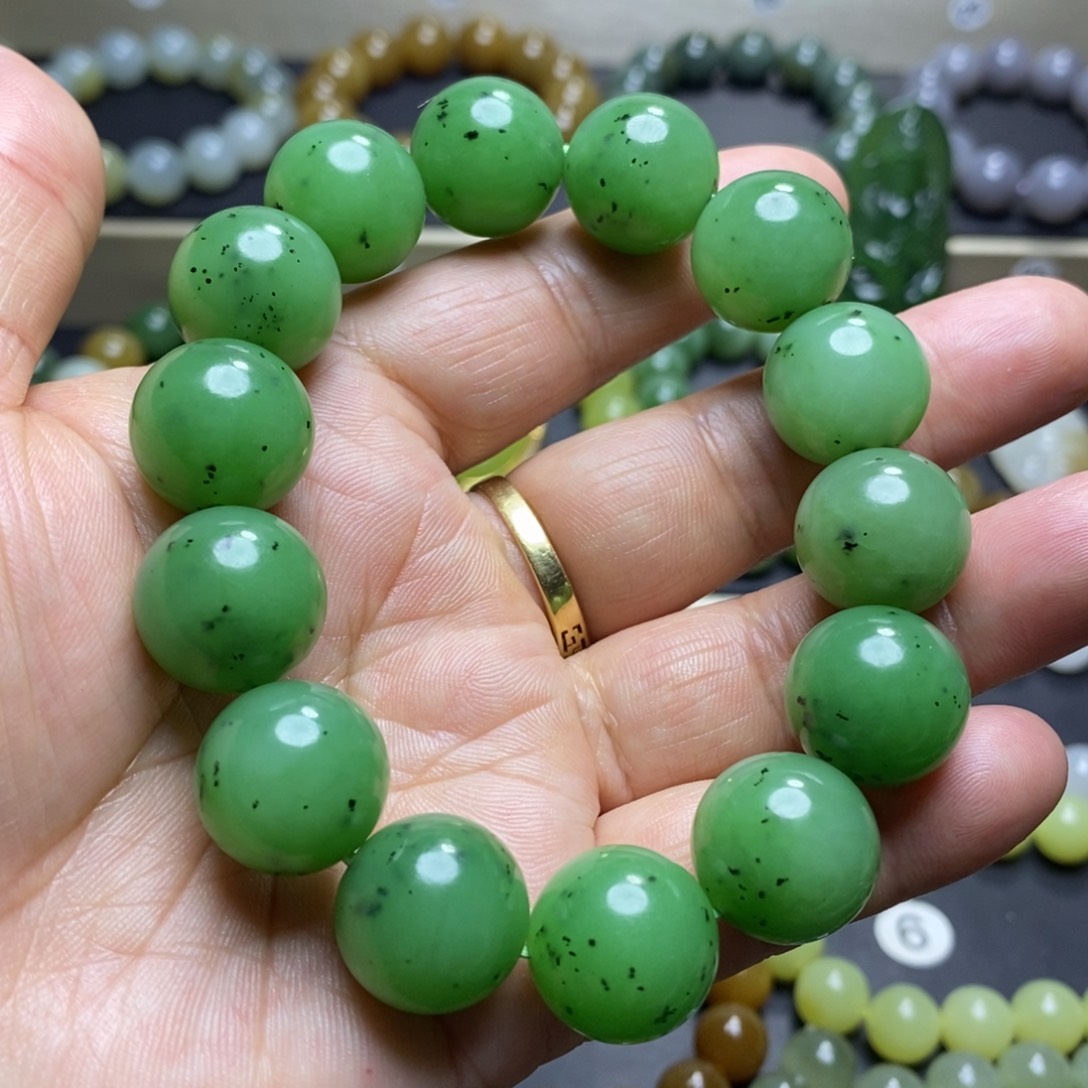 和田玉手串未镶嵌