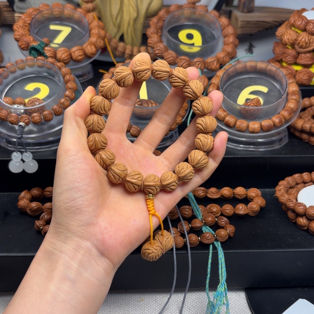 桃核吊坠1.5尺寸祥云纹