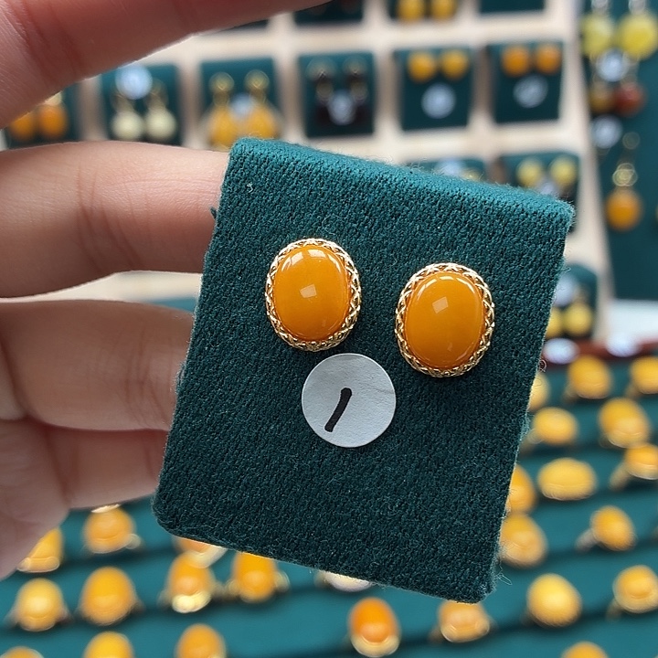 琥珀银S925镶嵌耳饰