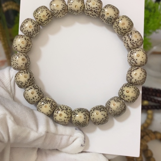 星月菩提吊坠海南星月菩提手串11.5骨瓷白