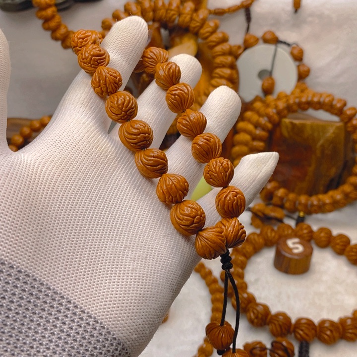 桃核吊坠用****4红皮野生火焰手捻