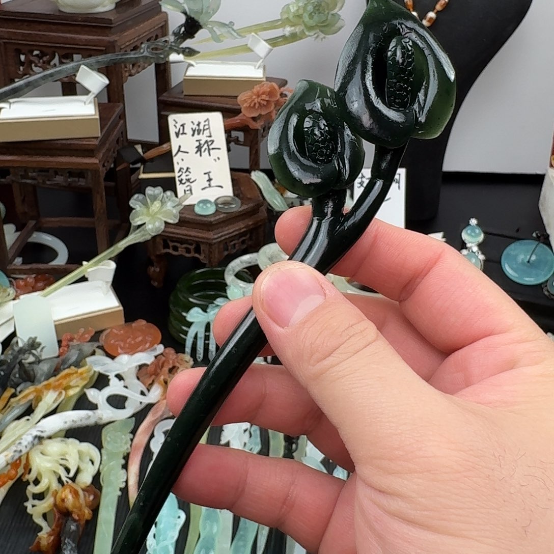 蛇纹石玉未镶嵌发饰