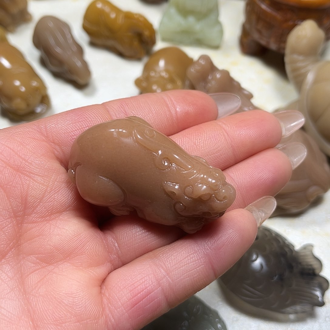 白玉菩提吊坠白玉菩提吊坠