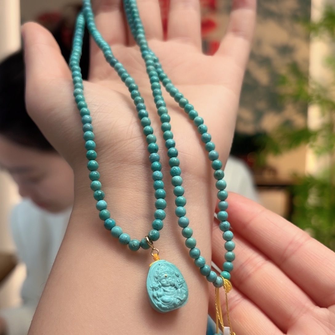 绿松石未镶嵌颈饰