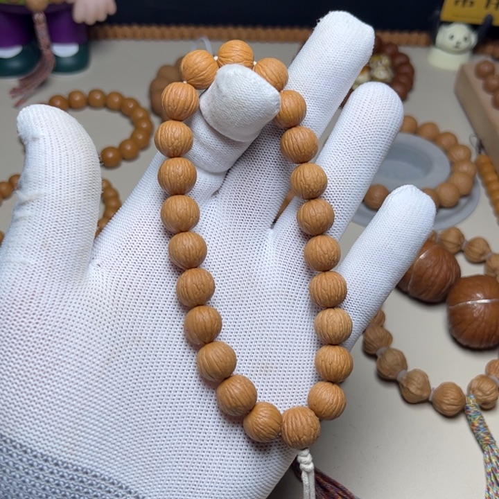 文玩核桃手串12凤羽边度同尺误差0.2左右