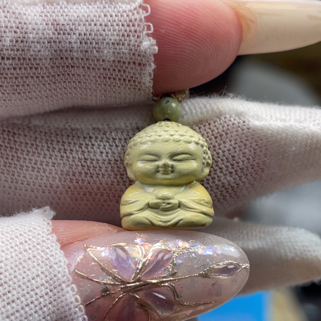 绿松石未镶嵌挂件