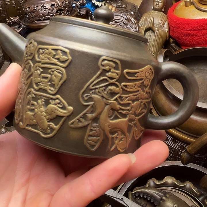 精美铜器批发档口