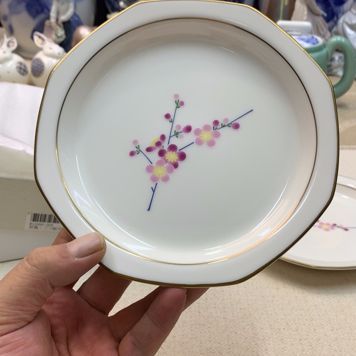 紫砂金瓷阁精品瓷器店