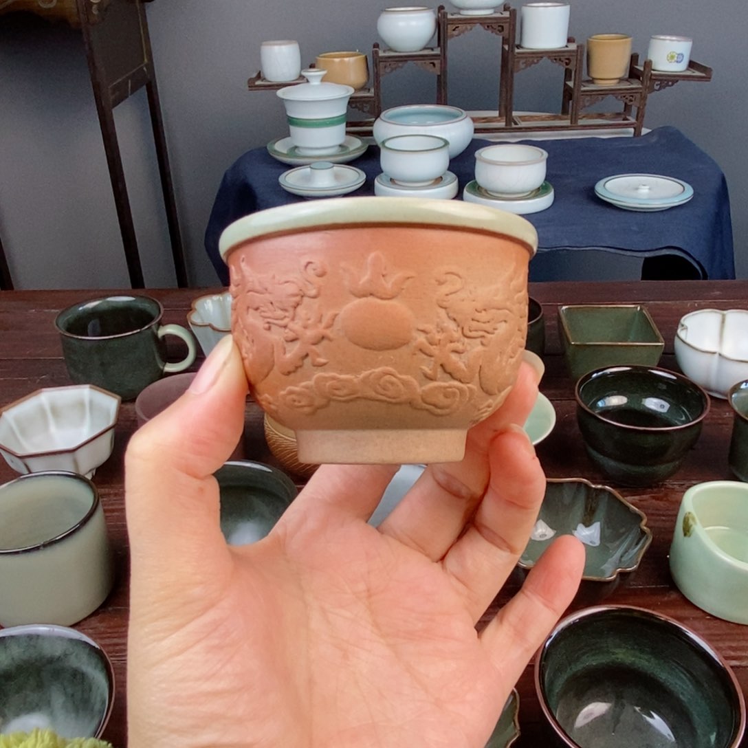 朱砂胎双龙戏珠不开片 