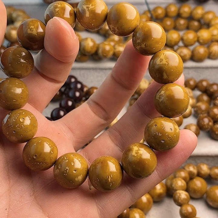 紫金鼠吊坠好**的紫金黄金甲梅花15.8