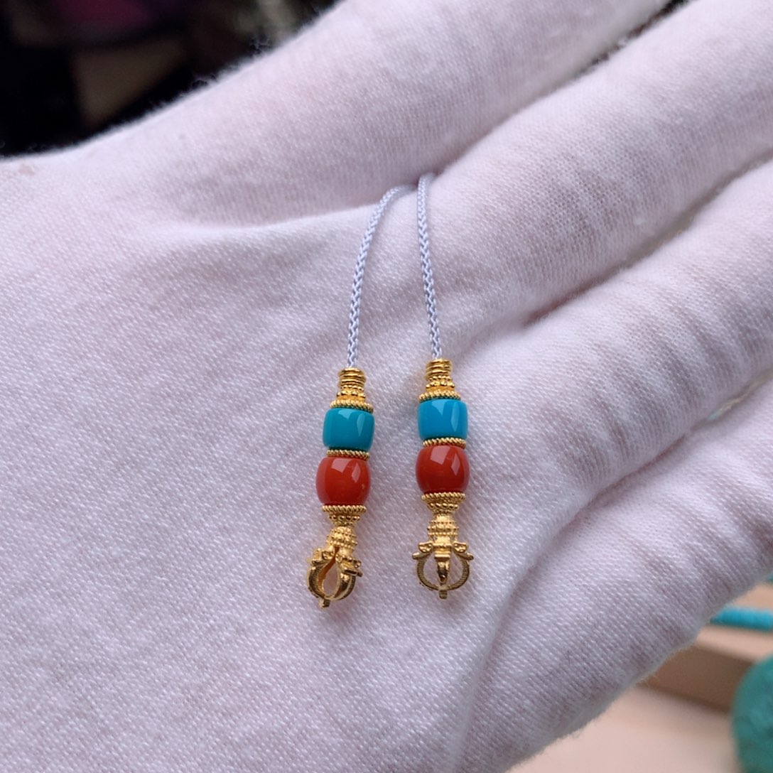 绿松石配饰未镶嵌