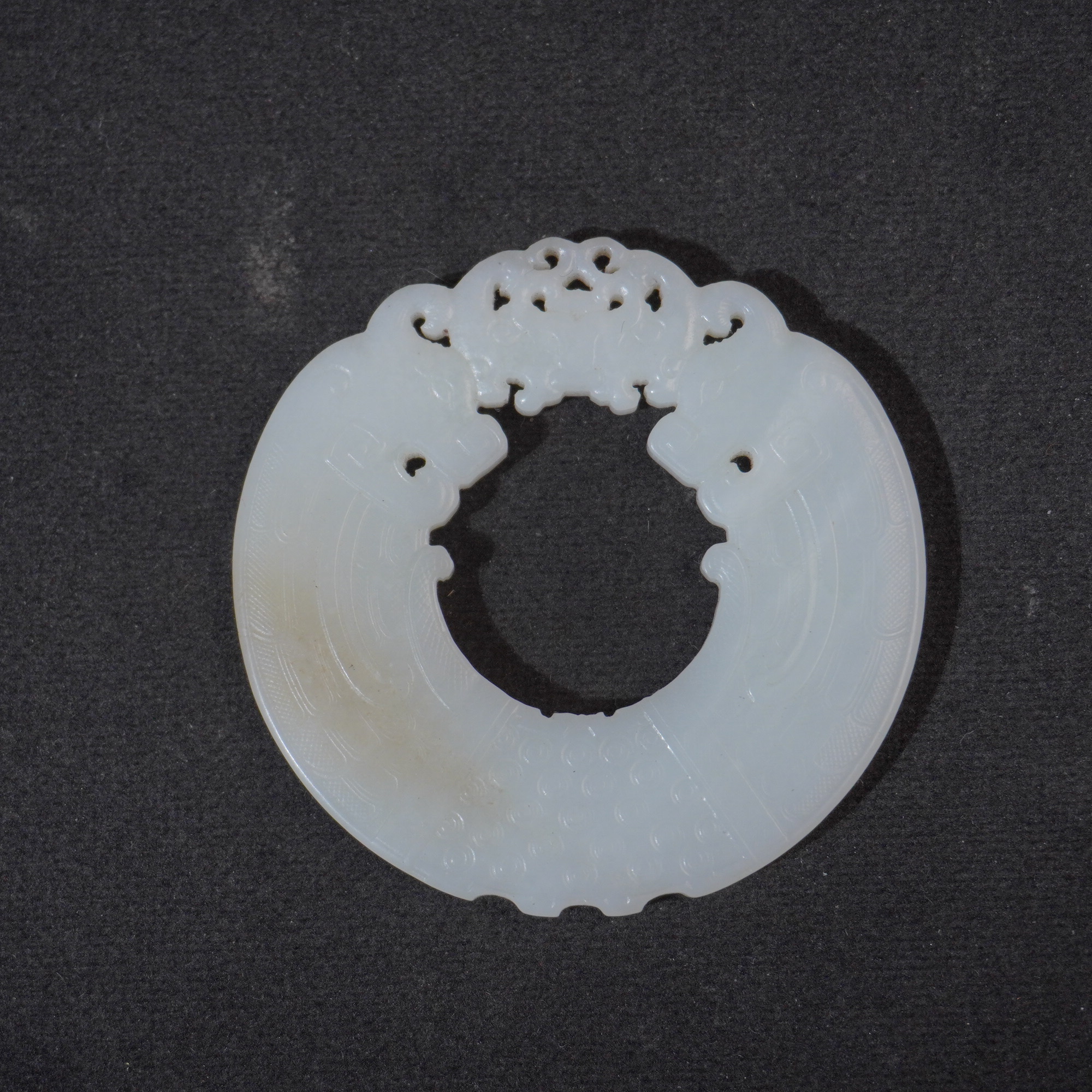 4NK61  清  和田玉双龙玉佩