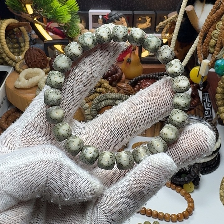 墨***空手串星月菩提2号车尺寸10.9石玉平面单圈