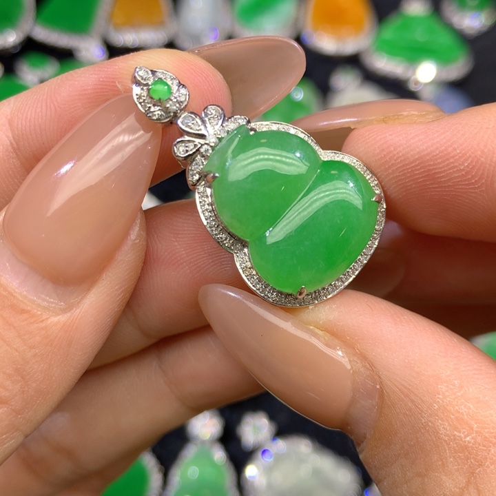 翡翠18K金镶嵌吊坠(不含链)