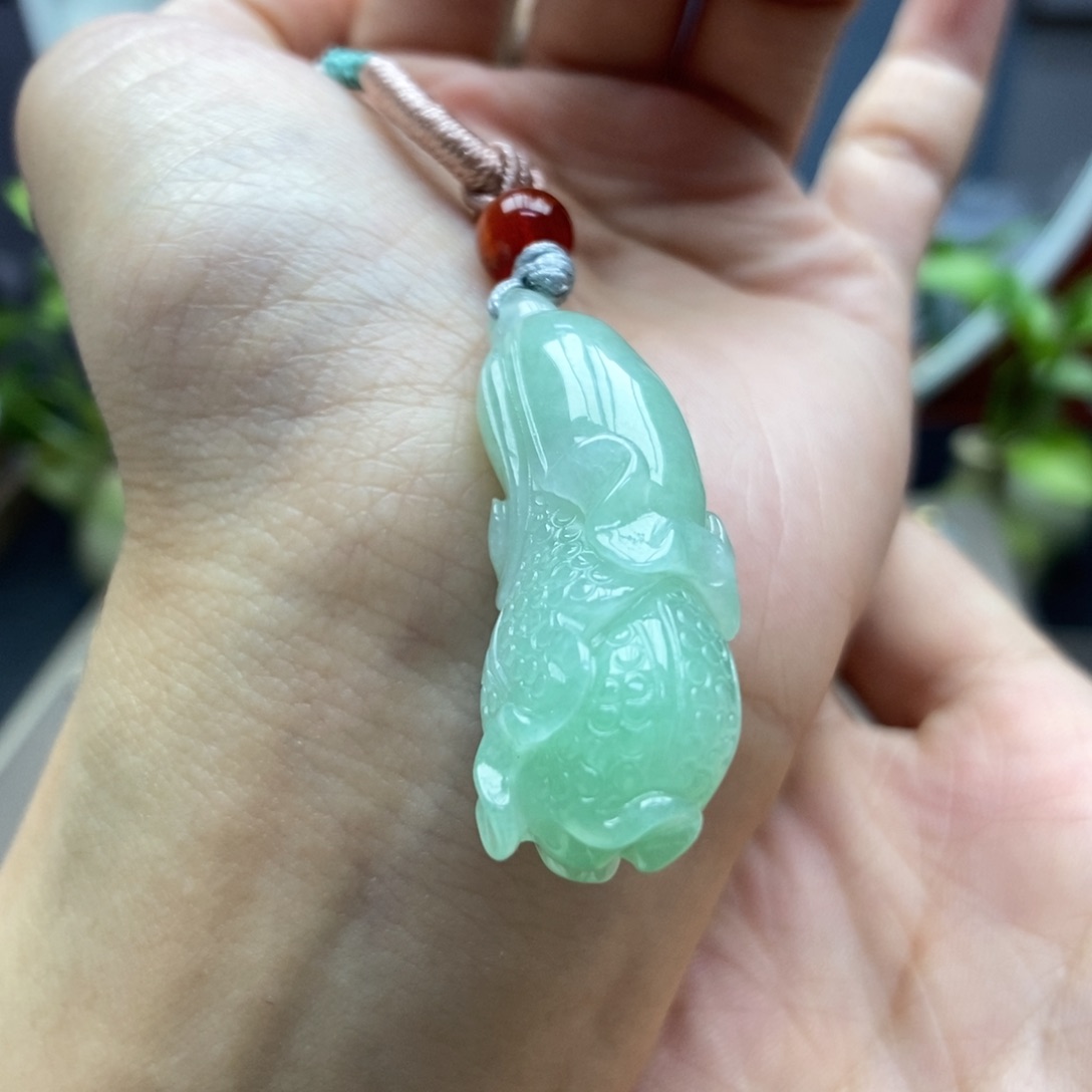 翡翠颈饰未镶嵌吊坠白菜