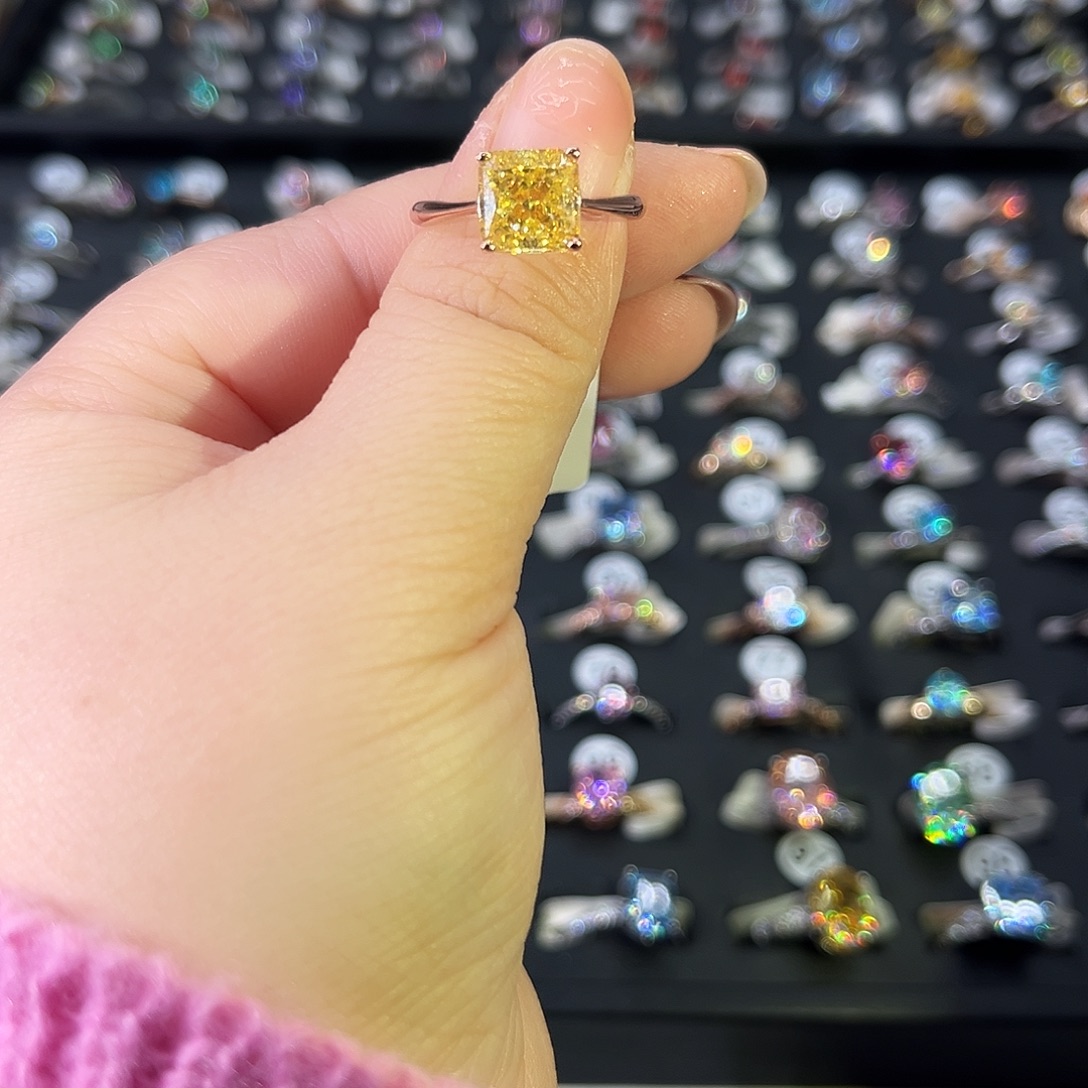 莫桑石非金属SH K枚方形黄冰花三卡-11