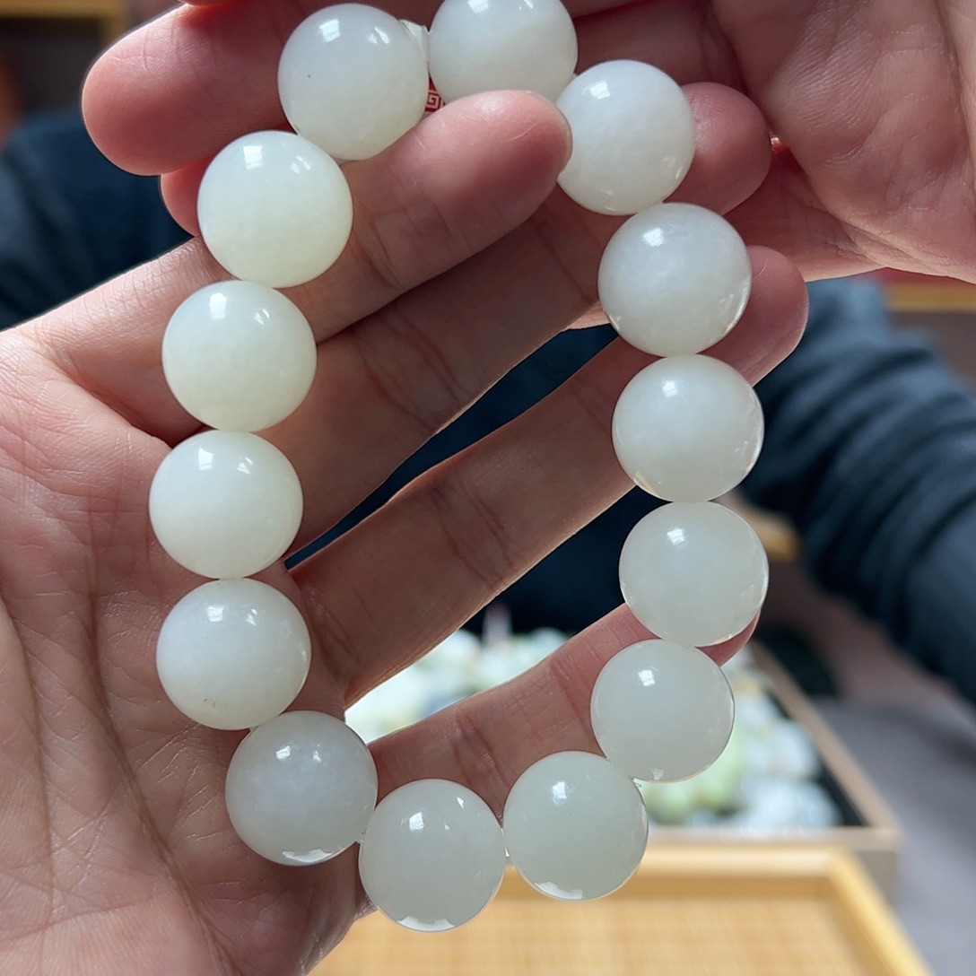 【闪购商品】和田玉手串未镶嵌卡16