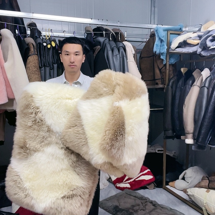 【闪购商品】羊羔毛阿*