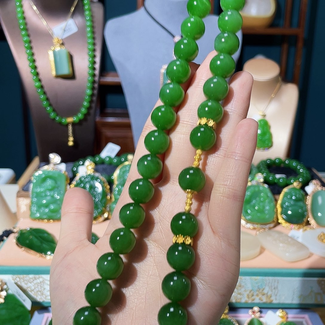 和田玉（碧玉）项链18K金镶嵌