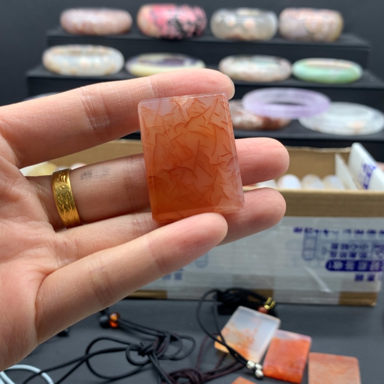 【闪购商品】玛瑙/玉髓耳钉未镶嵌嘟*