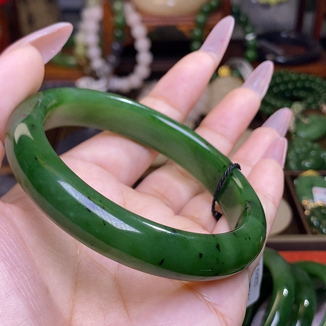 和田玉碧玉满色满绿老矿料手镯62未镶嵌