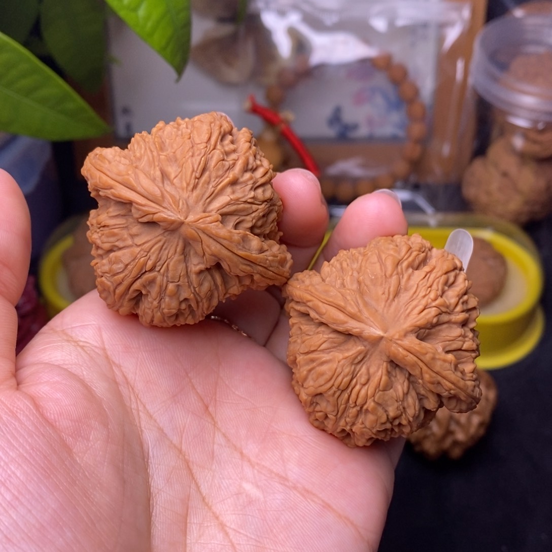 文玩核桃把件45球疆