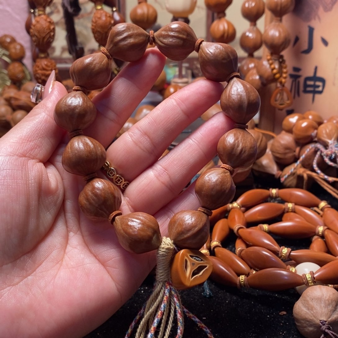 橄榄核手串/手链1.7原皮蜜桃铁盒