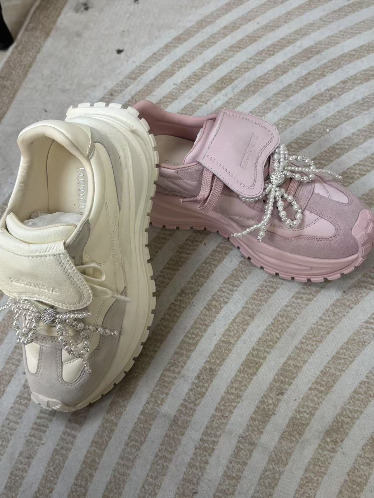 [十一] 时尚摩登潮流女鞋厚底休闲女鞋  Y2512-10